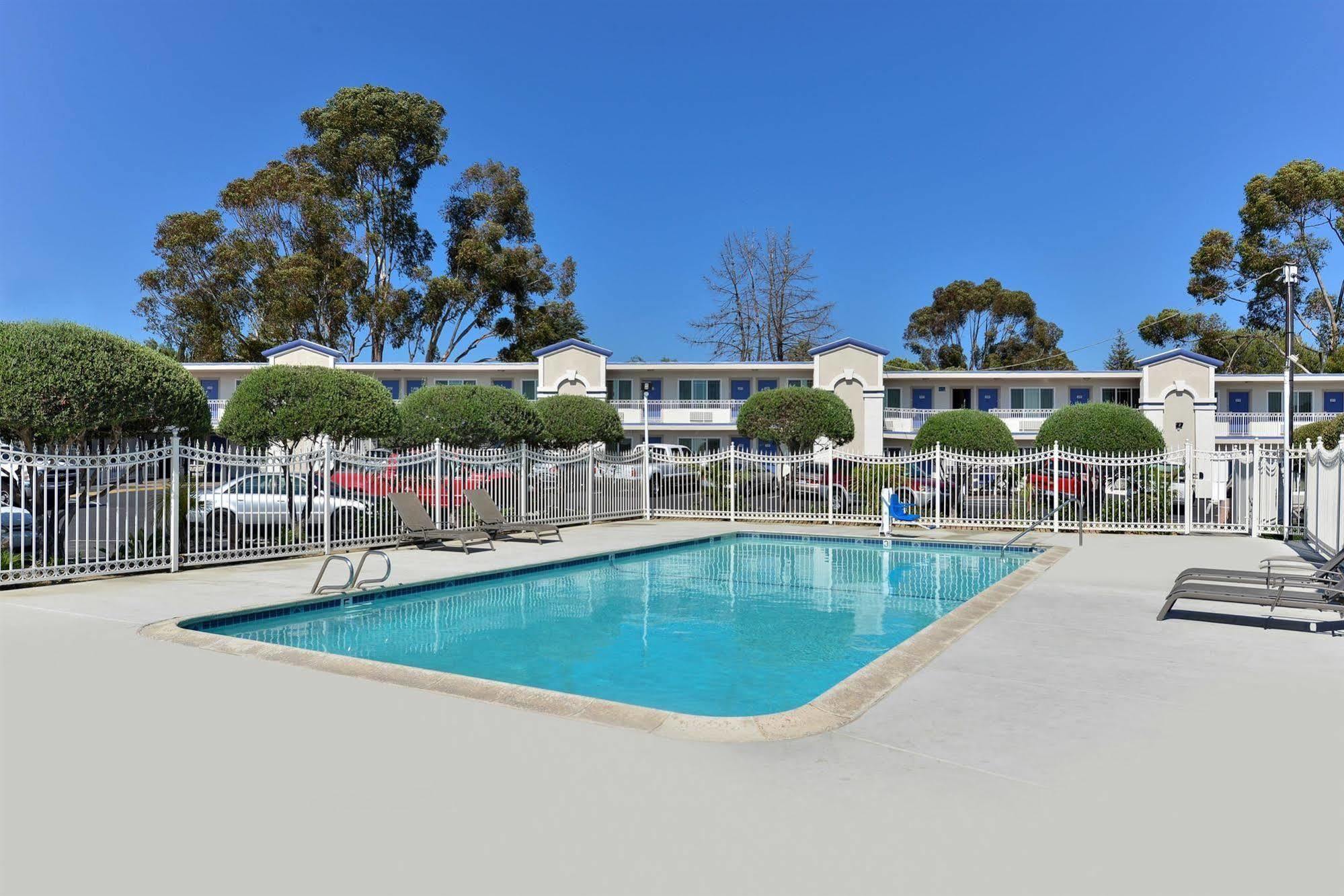 Motel 6-Vista, Ca Exterior foto
